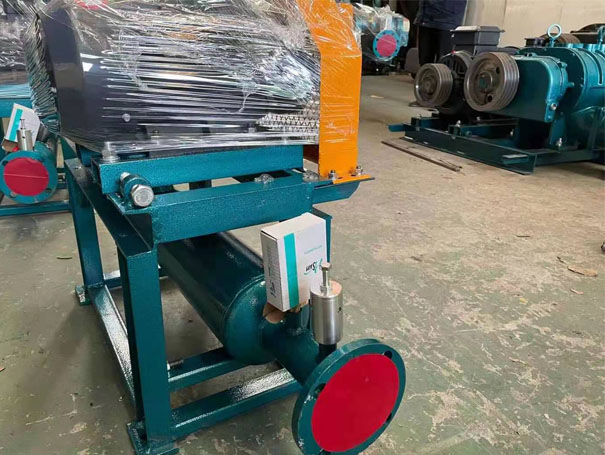 密集型羅茨鼓風機 發貨江蘇xqssr50密集型羅茨鼓風機2臺(圖2)